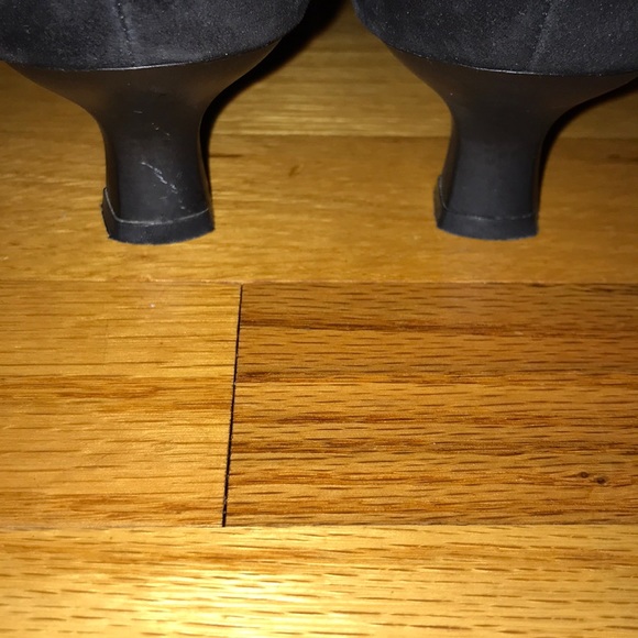 🔥Stuart Weitzman Blk Suede Low Heel Dress Shoe🔥 - Picture 8 of 8